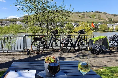 Apartment Hallenbach - Wasserblick