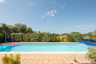 Erleben Sie die Eleganz der Villa La Belle...