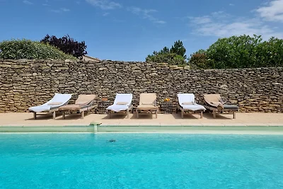 Jardin d'Uzès in der Nähe des Dorfes Uzès