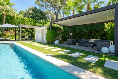 Bleu de Mougins
