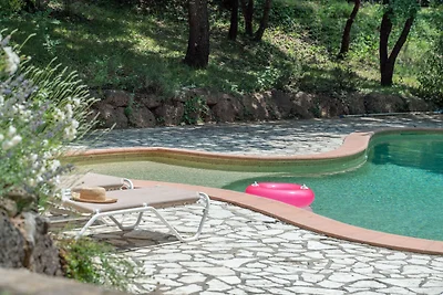 Villa Beau Source: privater Pool, Spielplatz,...