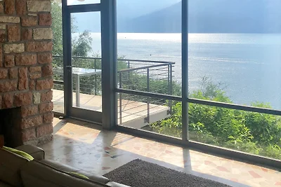 Malcesine, Villa Candoras