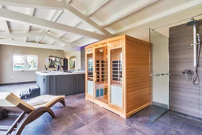 Villa San Kirin*****OLIVIEN