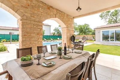 Villa San Kirin*****OLIVIEN
