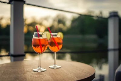 Casa su barca Vacanza single Krummin