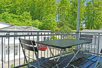 10 2-Raum-Ferienwohnung mit Balkon