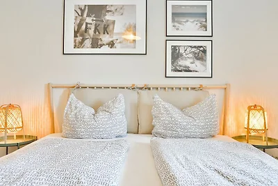 Apartment 6