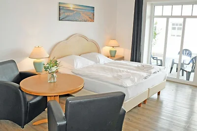 04 schöne 1-Raum-Fewo tlw.