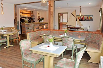 04 Doppelzimmer mit Terrasse