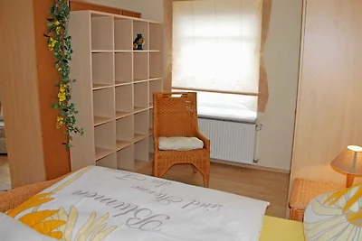 Ferienappartement Sonnenblume mit Seeblick un...