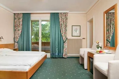Doppelbettzimmer Kategorie B