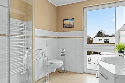 Haus Ute mit 2 Schlafzimmer, Kamin & Garten