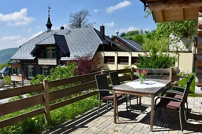 für 1-8 Personen, Naturstamm-Chalets mit...