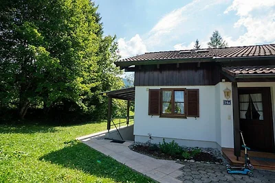Ferienhaus mit 3 SZ im Allgäuer Stil in guter...