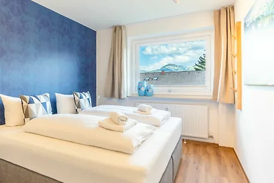 Ferienwohnung mit Bergblick, Balkon und...