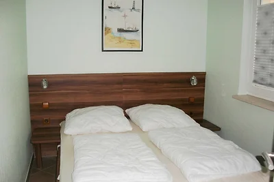 Küstenwald - Ferienwohnung Borstels Kajüte
