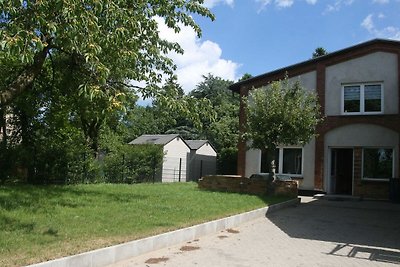 4-Raum-Landhaus mit Grillterrasse (120m², max...