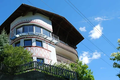 Studio 4