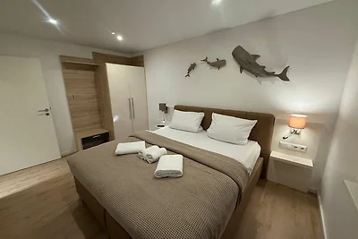 Floating-House Nr. 5 Freya mit Kamin und...