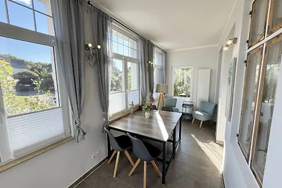 Haus Seestern Whg 2 Rosengarten mit Terrasse,...