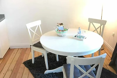BLÜTHNER APARTMENT