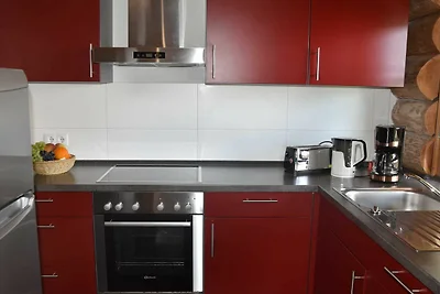 für 1-8 Personen, Naturstamm-Chalets mit...