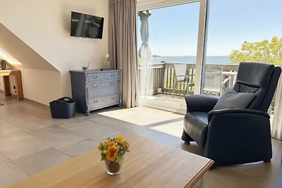 Ferienwohnung 04 mit Südbalkon und Meerblick
