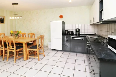 Q03 max. 5 Pers. u. 1 Baby 2 Schlafzimmer...