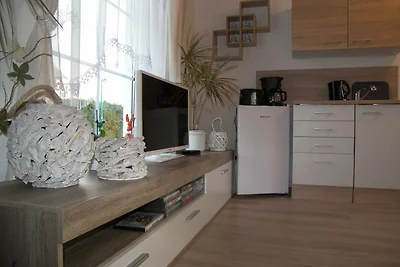Bungalow mit Garten, Terrasse und Grill