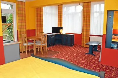 01 Ferienappartement mit Terrasse