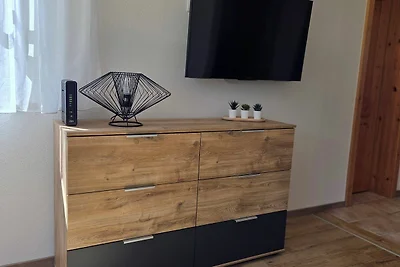 Modernes Ferienhaus mit Blick auf die Alpspit...