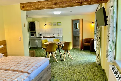 Juniorsuite bis 4 Personen Zimmer 2