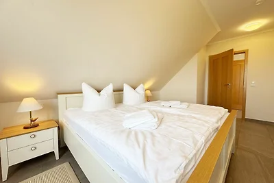 Ferienwohnung 05 mit Südbalkon und Meerblick
