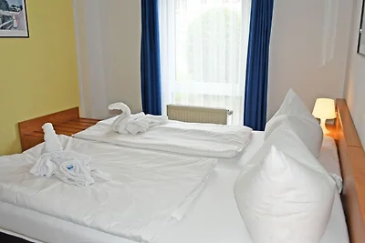 27 schöne 2-Raum-Ferienwohnung mit Terrasse