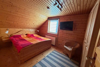 HAS-13 - Helles Holz-Ferienhaus mit Terrasse...