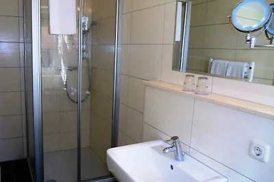 Doppelzimmer 8