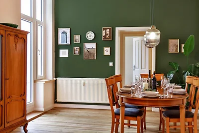 Apartment 4