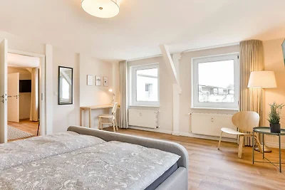 Apartment 6