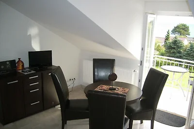 VV 32; 2-Raum; 1.OG; Balkon; 38m²