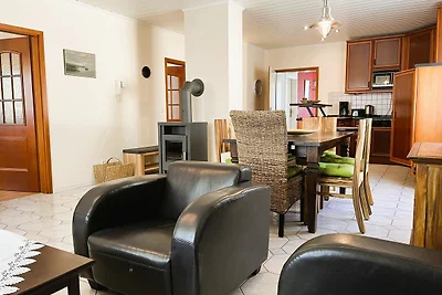 4-Raum-FeWo, Kaminofen, Balkon (max.