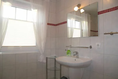 Ferienwohnung Koralle, mit Kamin & Balkon