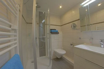 Apartment 555
