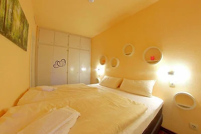 Apartment 512
