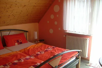 Vierbettzimmer mit WC und Dusche/Bad