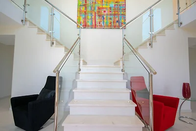 44387 Villa Alegria