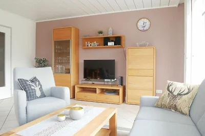 Gut ausgestattetes Ferienhaus für erholsame S...