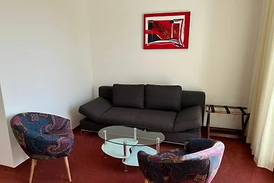 Komfort-DZ mit Balkon und Schlafsofa