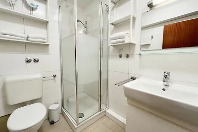 Kaiserallee, Fewo 177