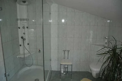 Ferienwohnung Iwan (2.OG)