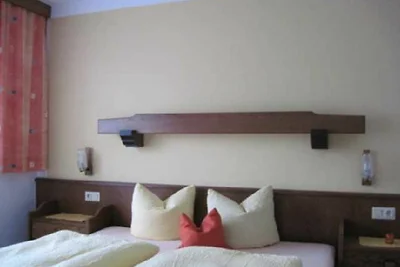 Doppelzimmer 1